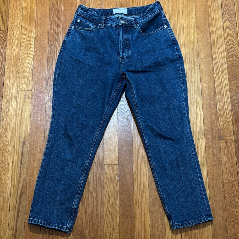 Everlane 90’s Curvy Cheeky Straight Jean Organic Cotton